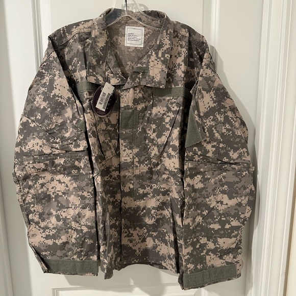 US Combat Jacket NWT - Picture 1 of 7